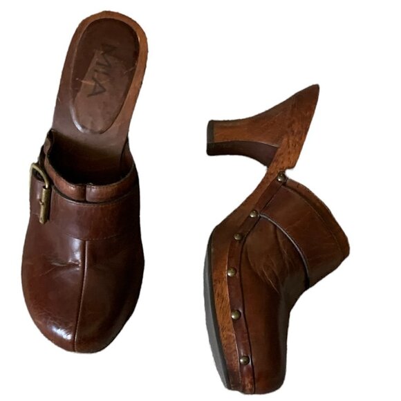 MIA Chunky Leather Studded Clog Mule Wood Heel Sz 8M 265B - Picture 4 of 8